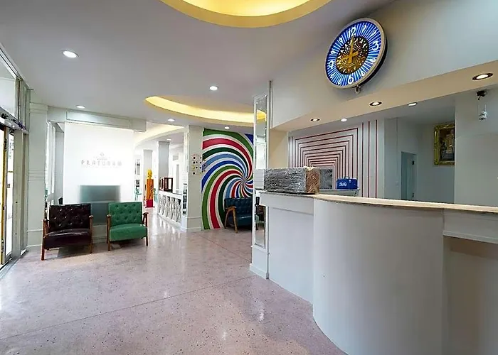 Roomquest Pratunam