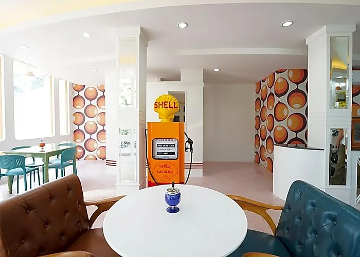 Roomquest Pratunam 호텔 4*