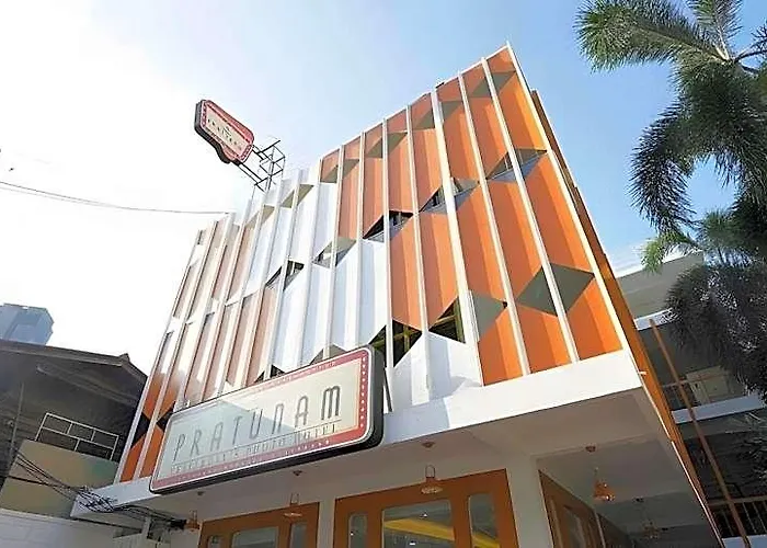 호텔 Roomquest Pratunam 4*