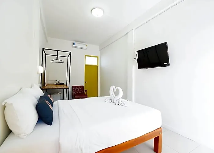 Roomquest Pratunam
